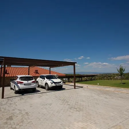 Stilianna Luxury Village *