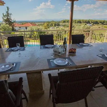Stilianna Luxury Village
